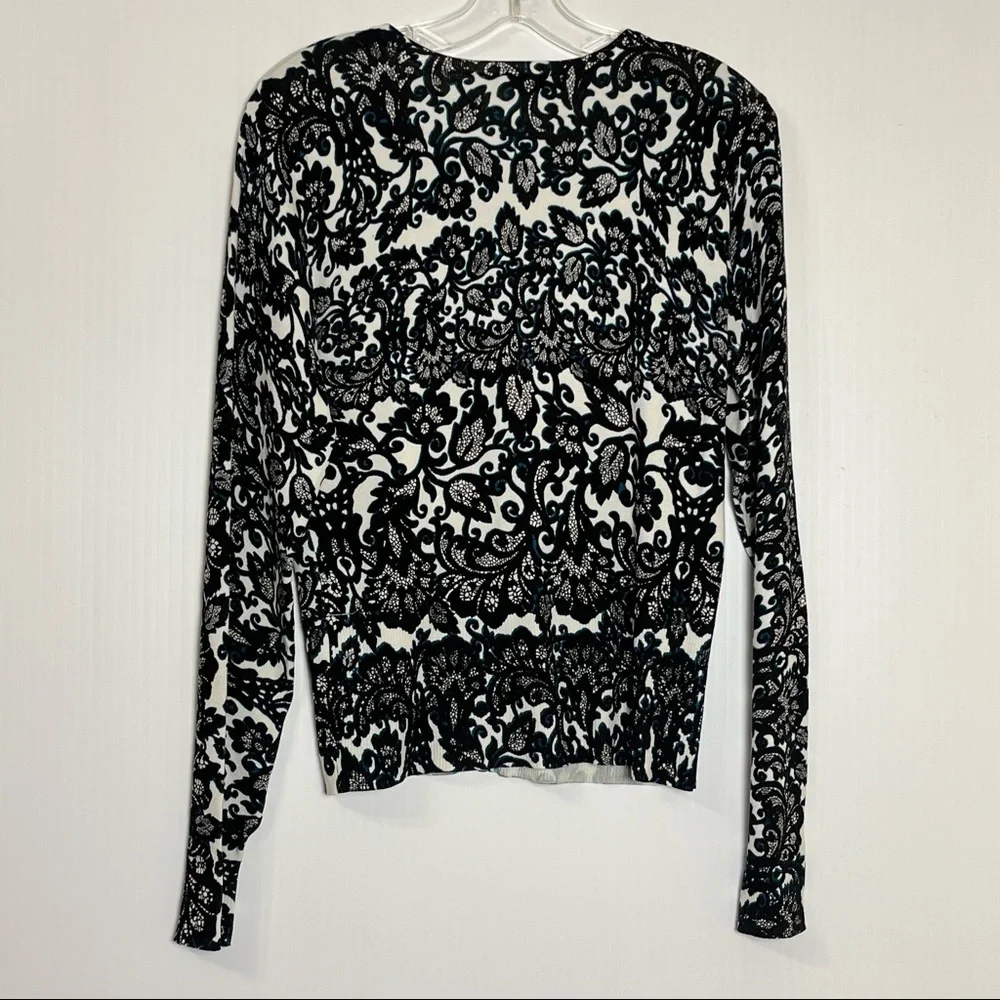 Whimsigoth Baroque Scroll Floral Lace Look Cardigan Sweater Crystal Buttons M - Picture 4 of 4